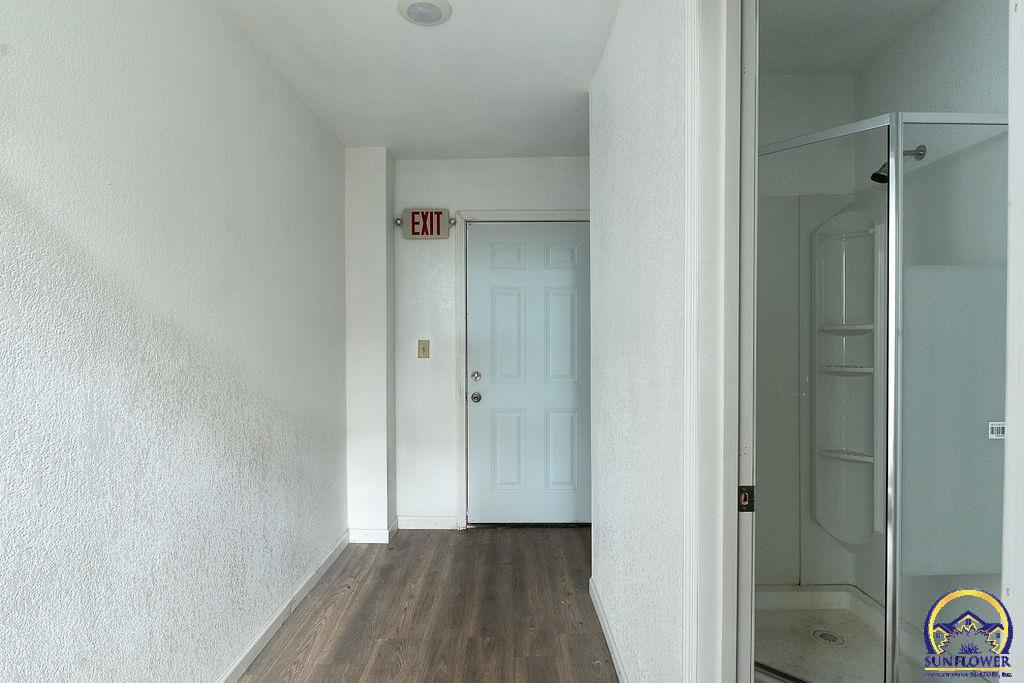 1435 Southeast Madison Street Topeka, KS 66607 - Photo 27 of 41