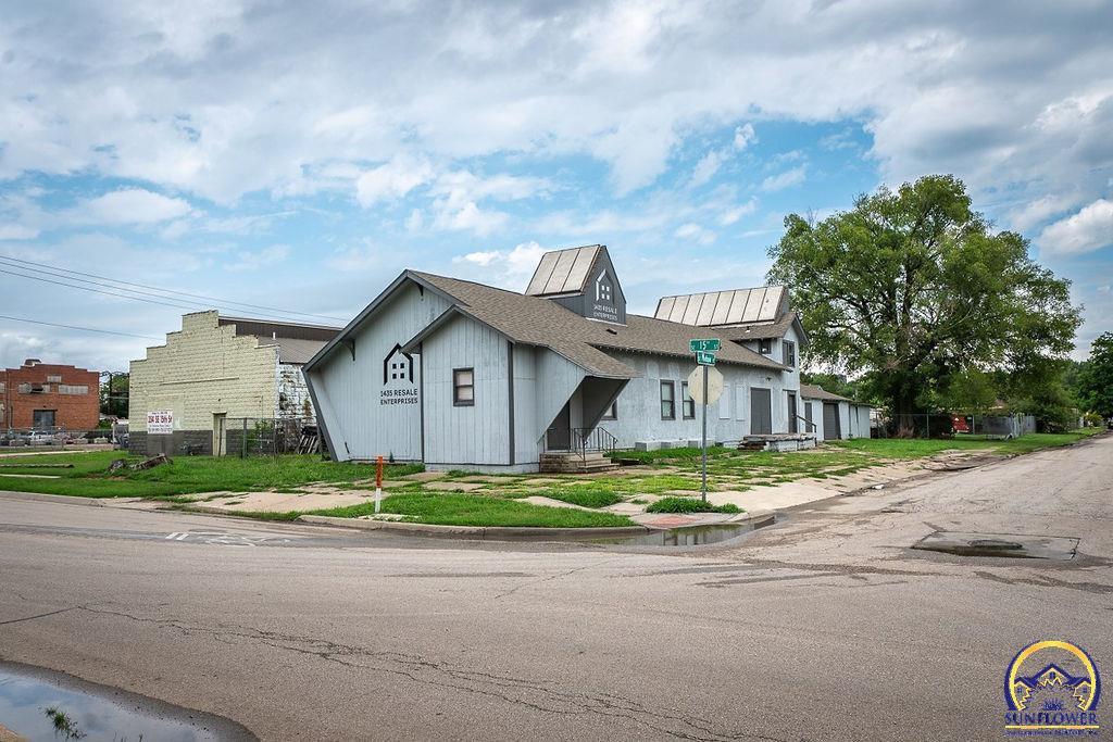 1435 Southeast Madison Street Topeka, KS 66607 - Photo 33 of 41