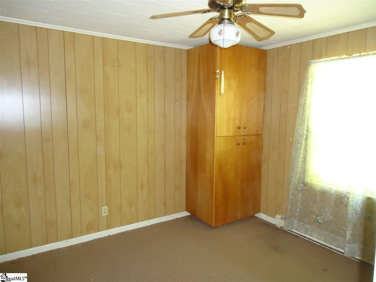 1447 Calvin Bridges Road Laurens, SC 29360 - Photo 11 of 17 Gallery Image 11
