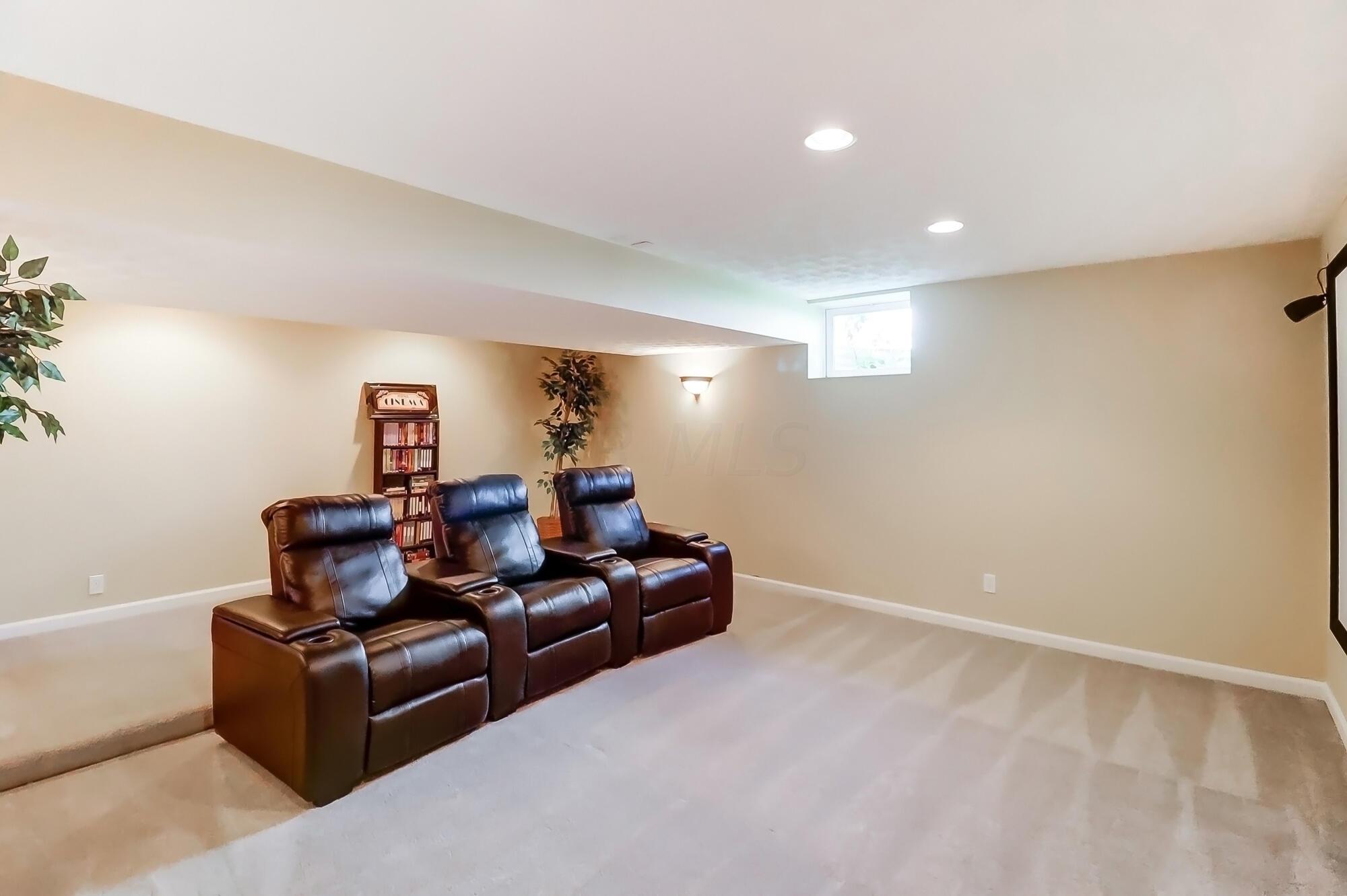 276 Heathermere Loop Galena, OH 43021 - Photo 45 of 54 045