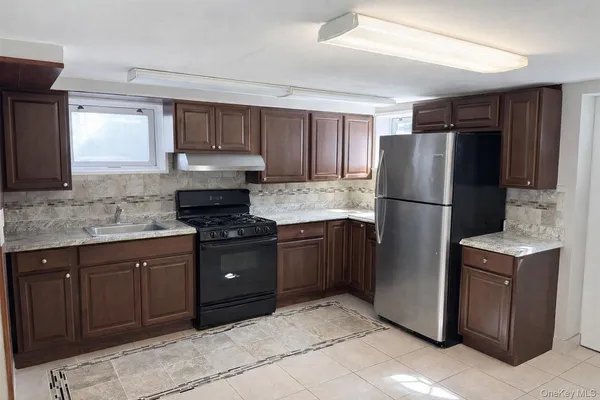 $2,500 | 56-25 136th Street | Queensboro Hill