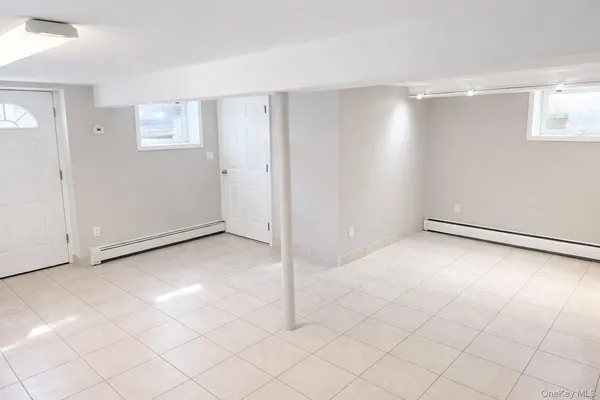 $2,500 | 56-25 136th Street | Queensboro Hill