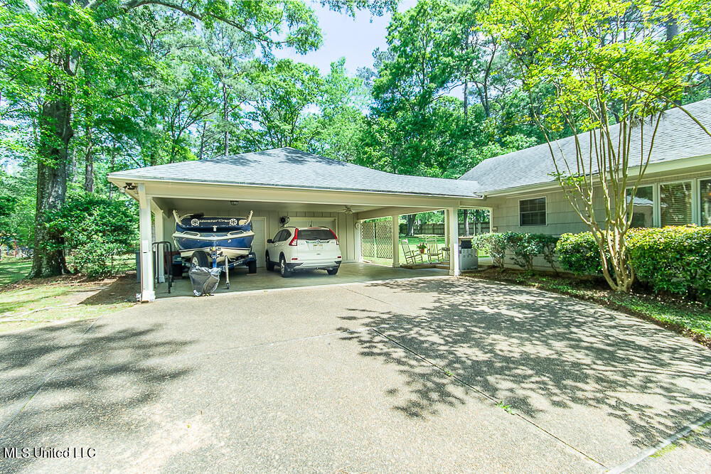 1648 Pine Ridge Place Jackson, MS 39211 - Photo 46 of 47 IWOM-39