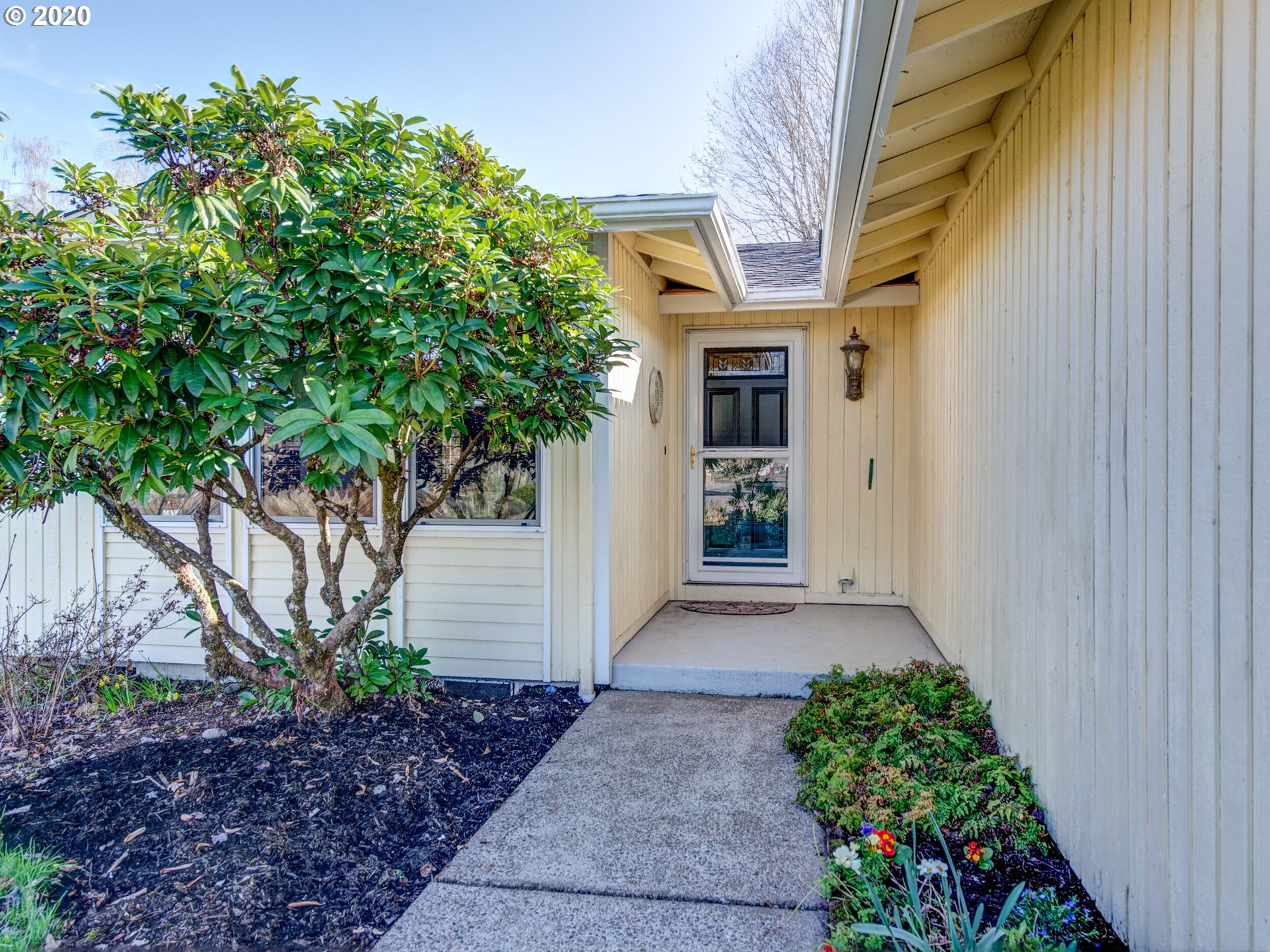 6791 F Street Springfield, OR 97478 - Photo 2 of 23