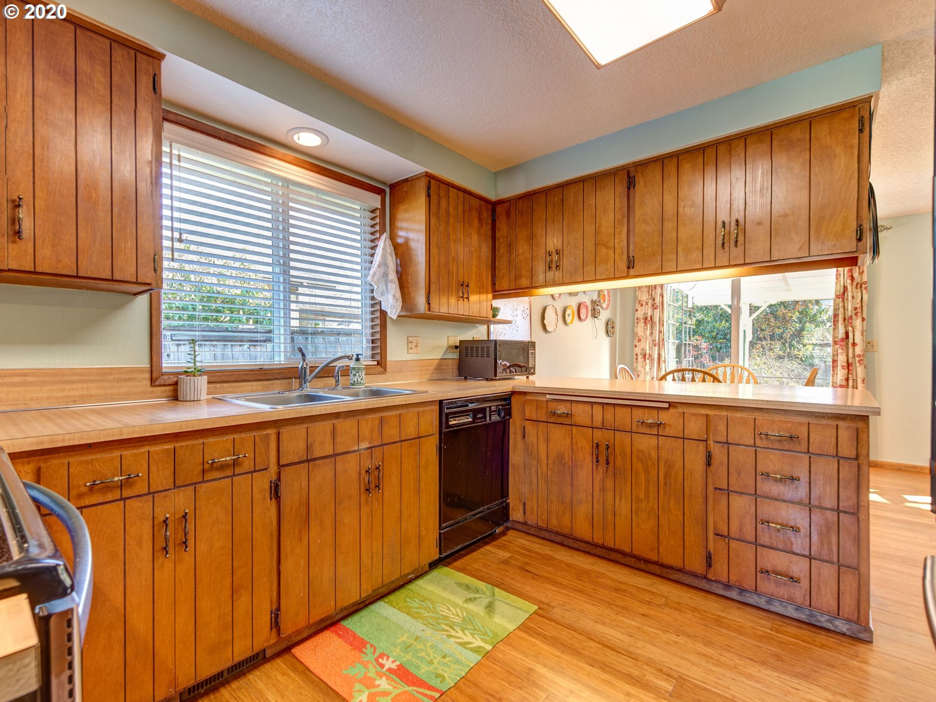 6791 F Street Springfield, OR 97478 - Photo 10 of 23