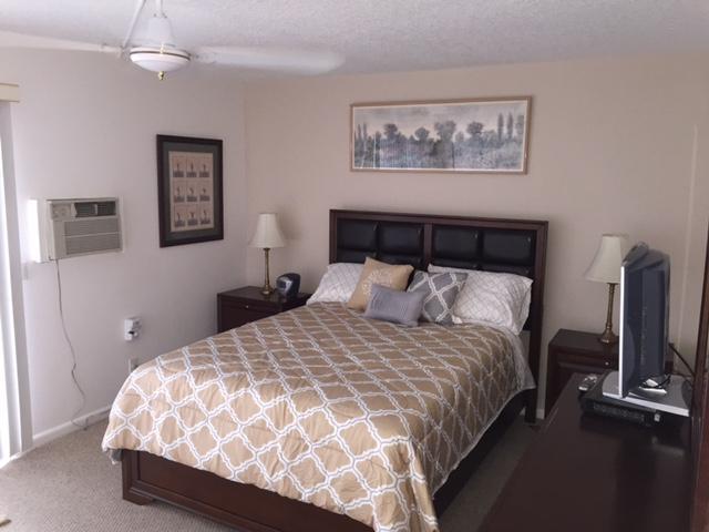 188 Fanshaw East, Unit 188E Boca Raton, FL 33434 - Photo 3 of 9 CV Bedroom and Chest view