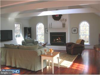 2030 Buttonwood Road Berwyn, PA 19312 - Photo 4 of 12 Family Room