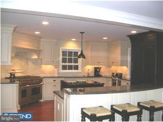 2030 Buttonwood Road Berwyn, PA 19312 - Photo 6 of 12 Kitchen