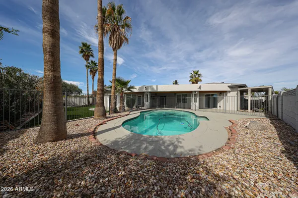 $575,000 | 1341 East Garnet Circle, Mesa, AZ 85204