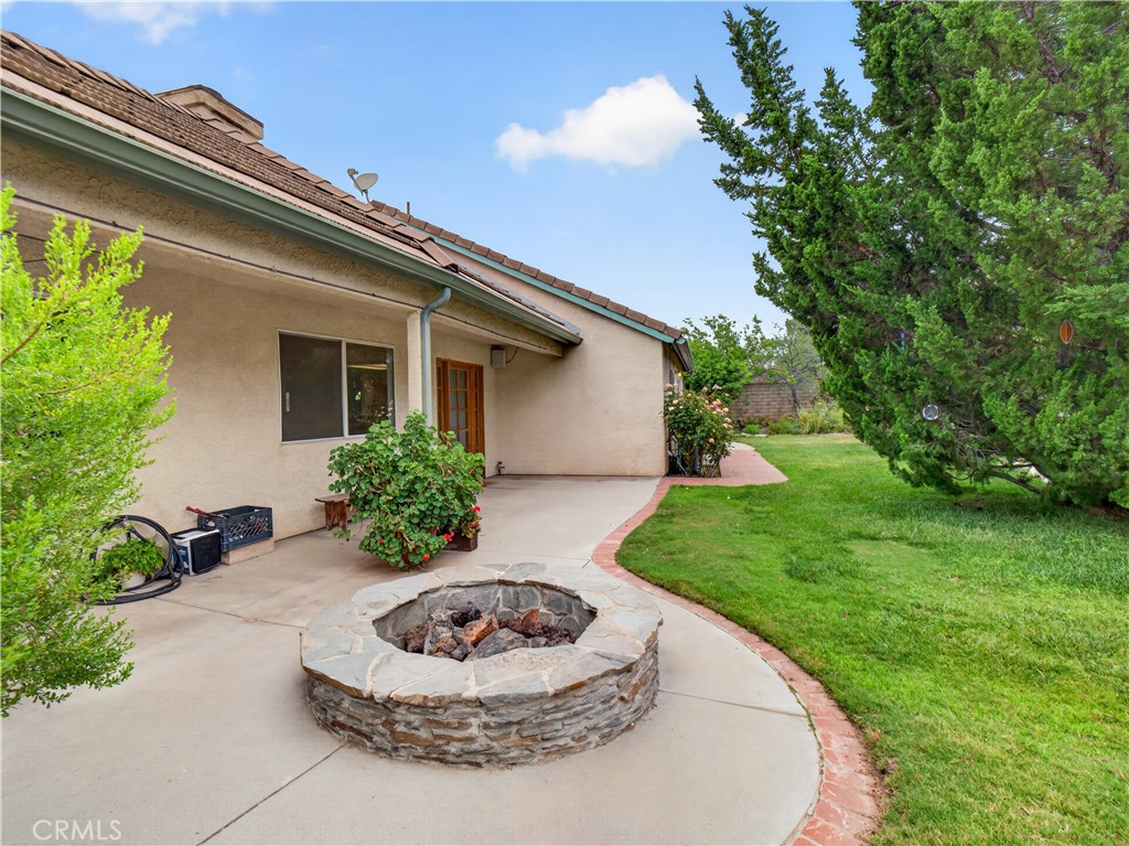 31202 Quail Valley Road Castaic, CA 91384 - Photo 14 of 25