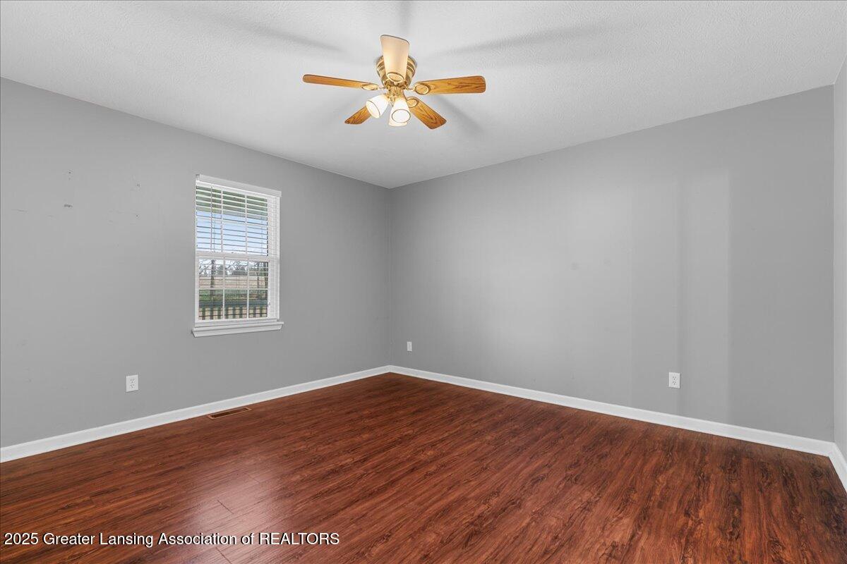 4940 State Road Leslie, MI 49251 - Photo 15 of 45 29-Media Jett - 47