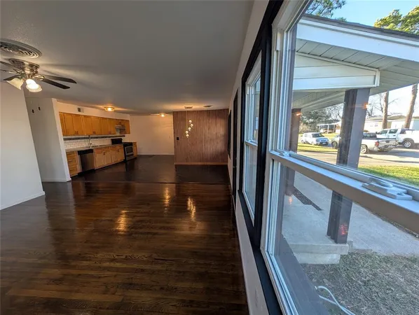$269,900 | 209 West Cedar Street, Hurst, TX 76053