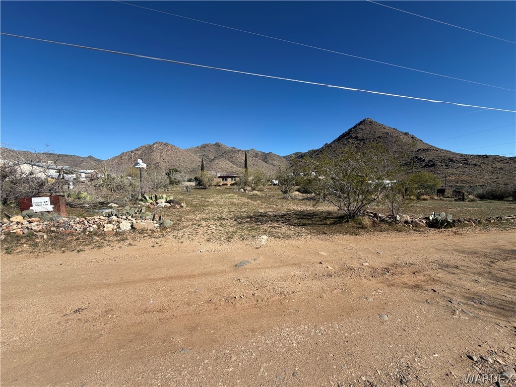 4360 Smoketree Road Golden Valley, AZ 86413 - Photo 18 of 20 a view of mountains