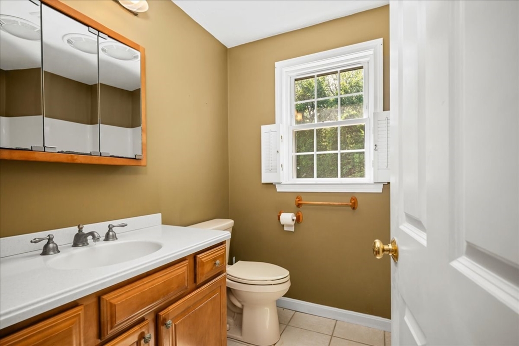 20 Hilltop Farm Road Auburn, MA 01501 - Photo 26 of 40