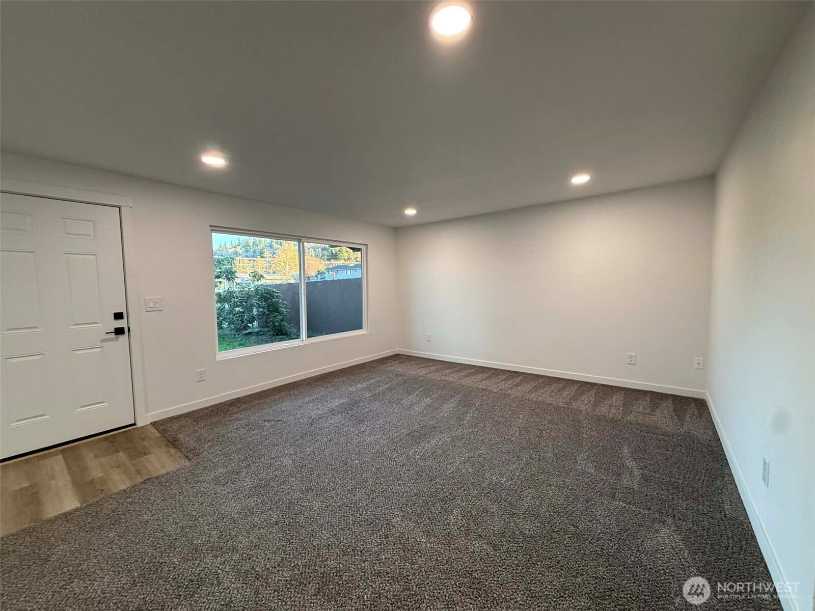 1807 Harding Road Aberdeen, WA 98520 - Photo 8 of 29 a view of an empty room with a window