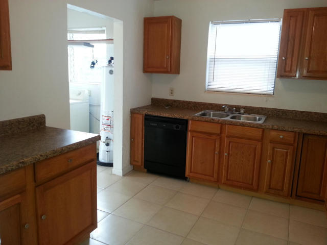 150 West 31st Court Riviera Beach, FL 33404 - Photo 7 of 12 Kitchen