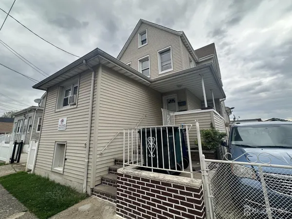 $1,750 | 618 Carlock Avenue, Perth Amboy, NJ 08861