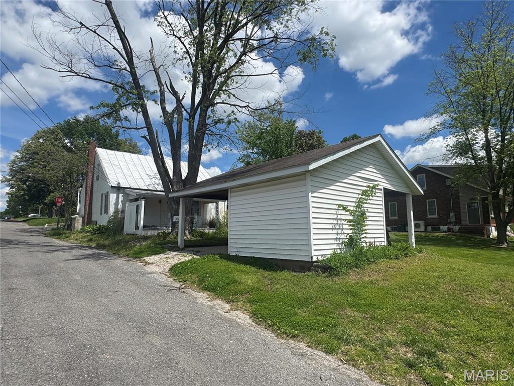 501 South Rapp Avenue Columbia, IL 62236 - Photo 9 of 27 Gallery Image 9