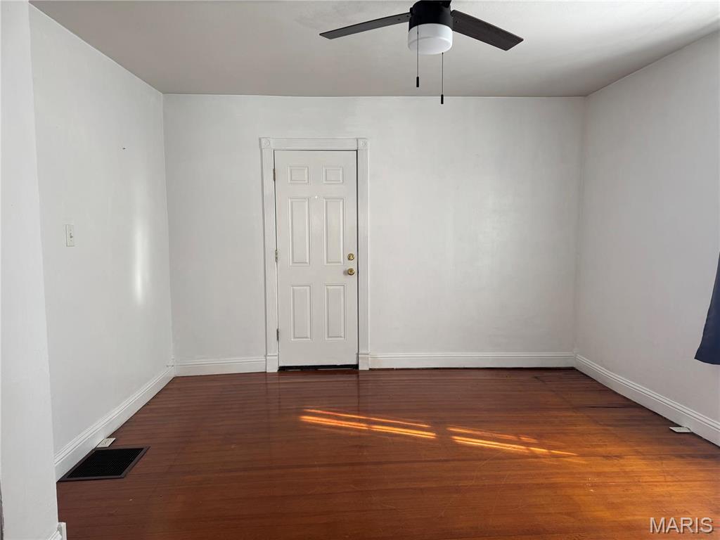 501 South Rapp Avenue Columbia, IL 62236 - Photo 10 of 27 Gallery Image 10