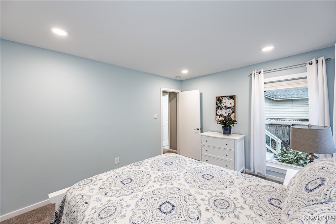 3100 3 Bridges Road Midlothian, VA 23112 - Photo 27 of 48 a bedroom with a bed and a window