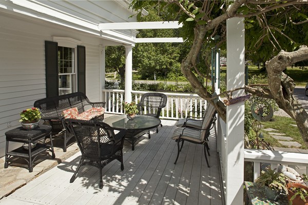 416 Spring Street Marshfield, MA 02050 - Photo 4 of 29 Gallery Image 4