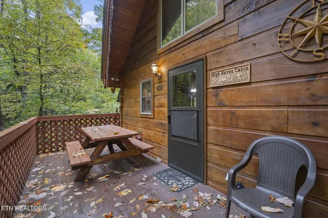 $599,000 | 833 Stans Road, Gatlinburg, TN 37738