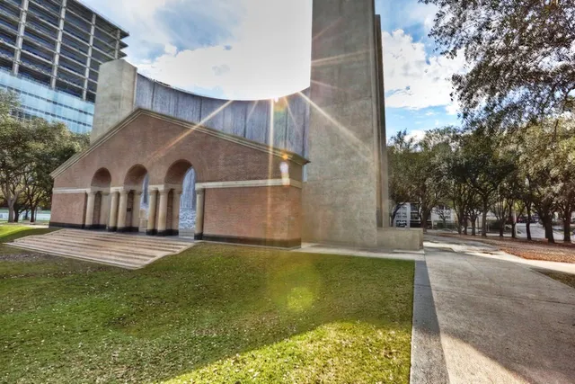 $1,800 | 5150 Hidalgo Street, Unit 202, Houston, TX 77056