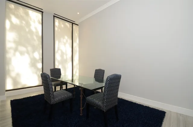 $1,800 | 5150 Hidalgo Street, Unit 202, Houston, TX 77056