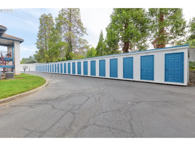 $225,000 | 815 Pine Street, Rogue River, OR 97537