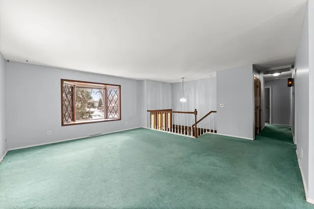 $335,000 | 47 Old Post Road, Montgomery, IL 60538