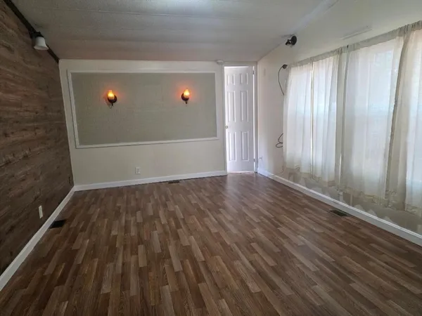 $179,900 | 1790 Massachusetts Avenue, Unit U, Lunenburg, MA 01462