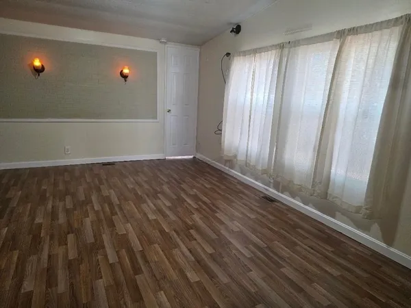 $179,900 | 1790 Massachusetts Avenue, Unit U, Lunenburg, MA 01462