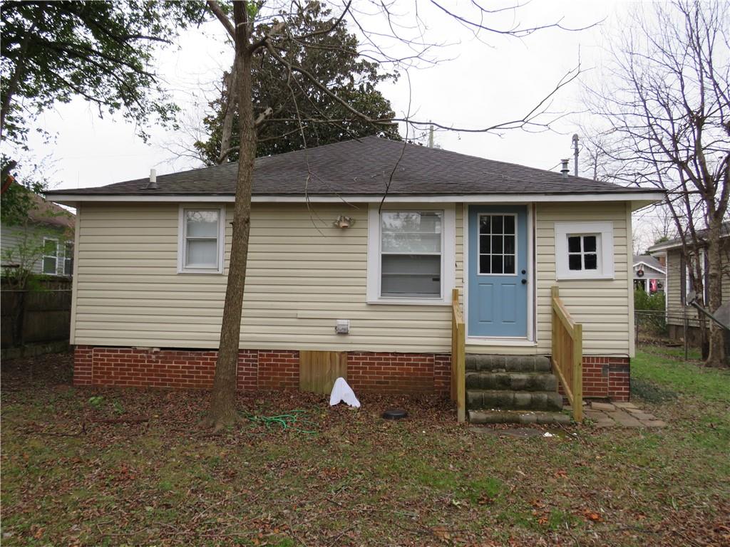 126 Marshall Street Cedartown, GA 30125 - Photo 4 of 12 a view of a house with a yard
