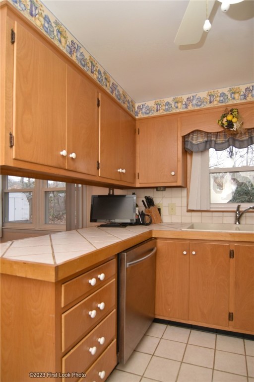 968 Lower River Road Lincoln, RI 02865 - Photo 9 of 31