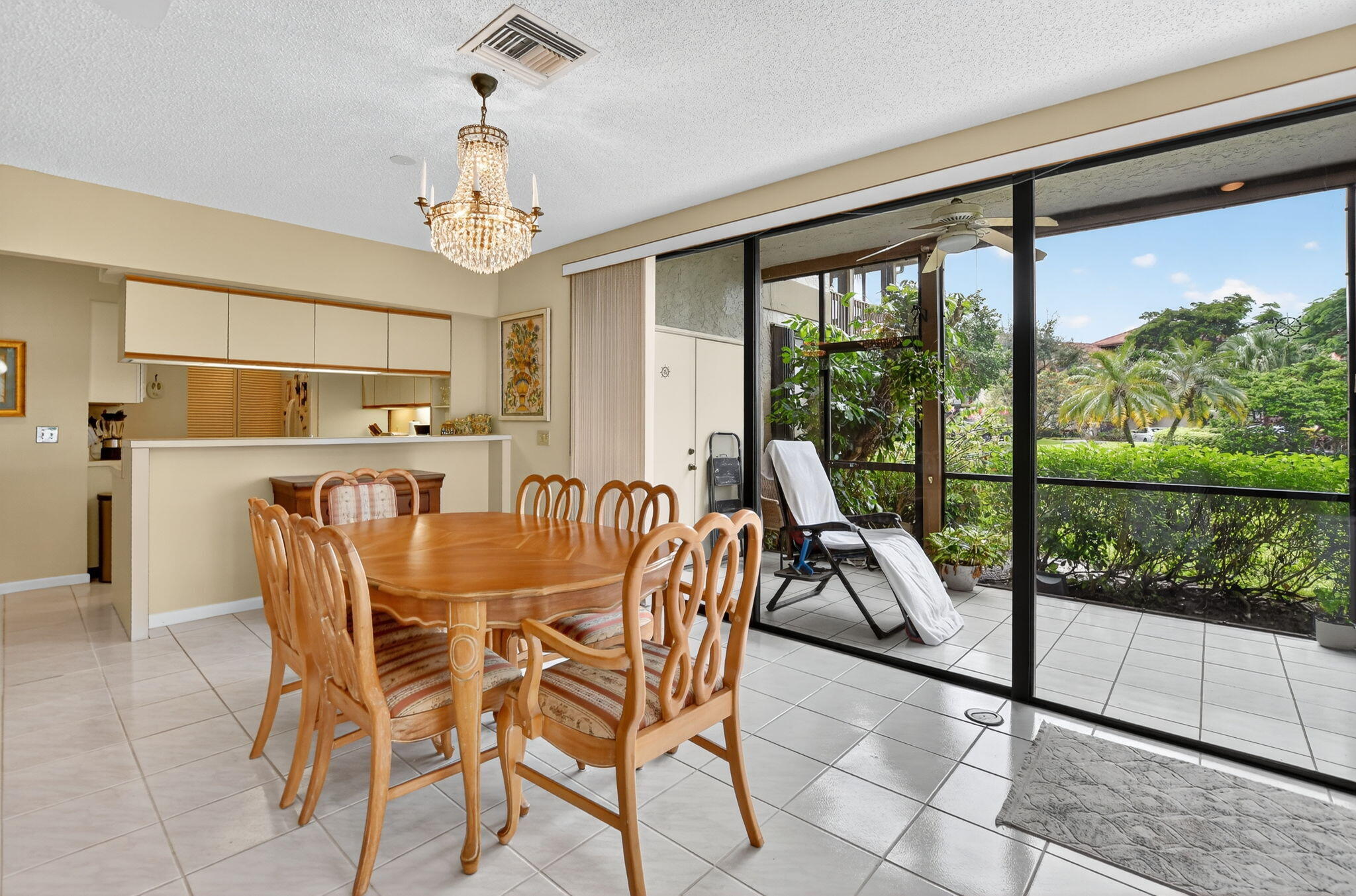 19367 Sabal Lake Drive, Unit 5037 Boca Raton, FL 33434 - Photo 11 of 51 6-web-or-mls-058_DSC_1764