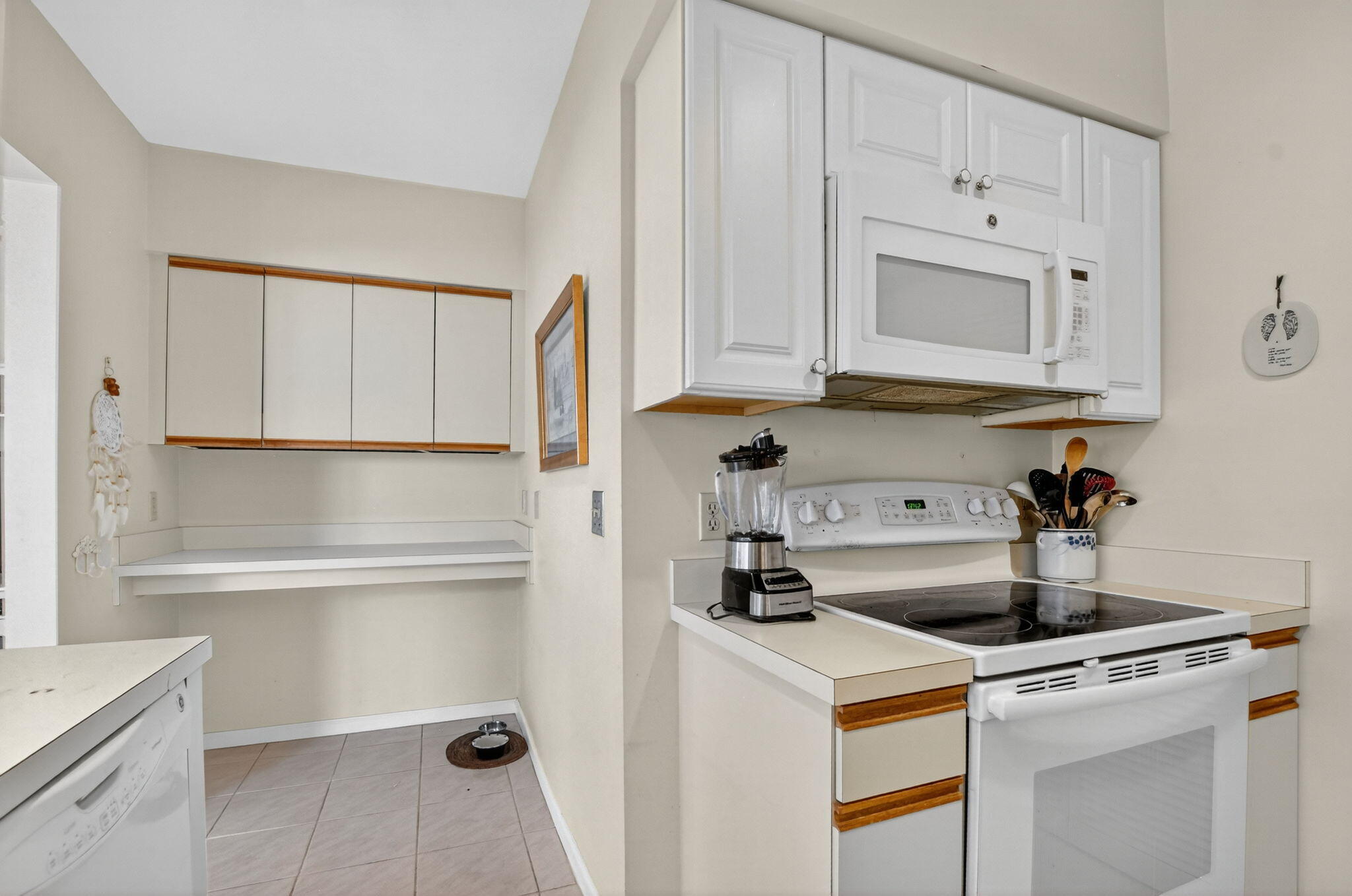 19367 Sabal Lake Drive, Unit 5037 Boca Raton, FL 33434 - Photo 14 of 51 13-web-or-mls-071_DSC_1829