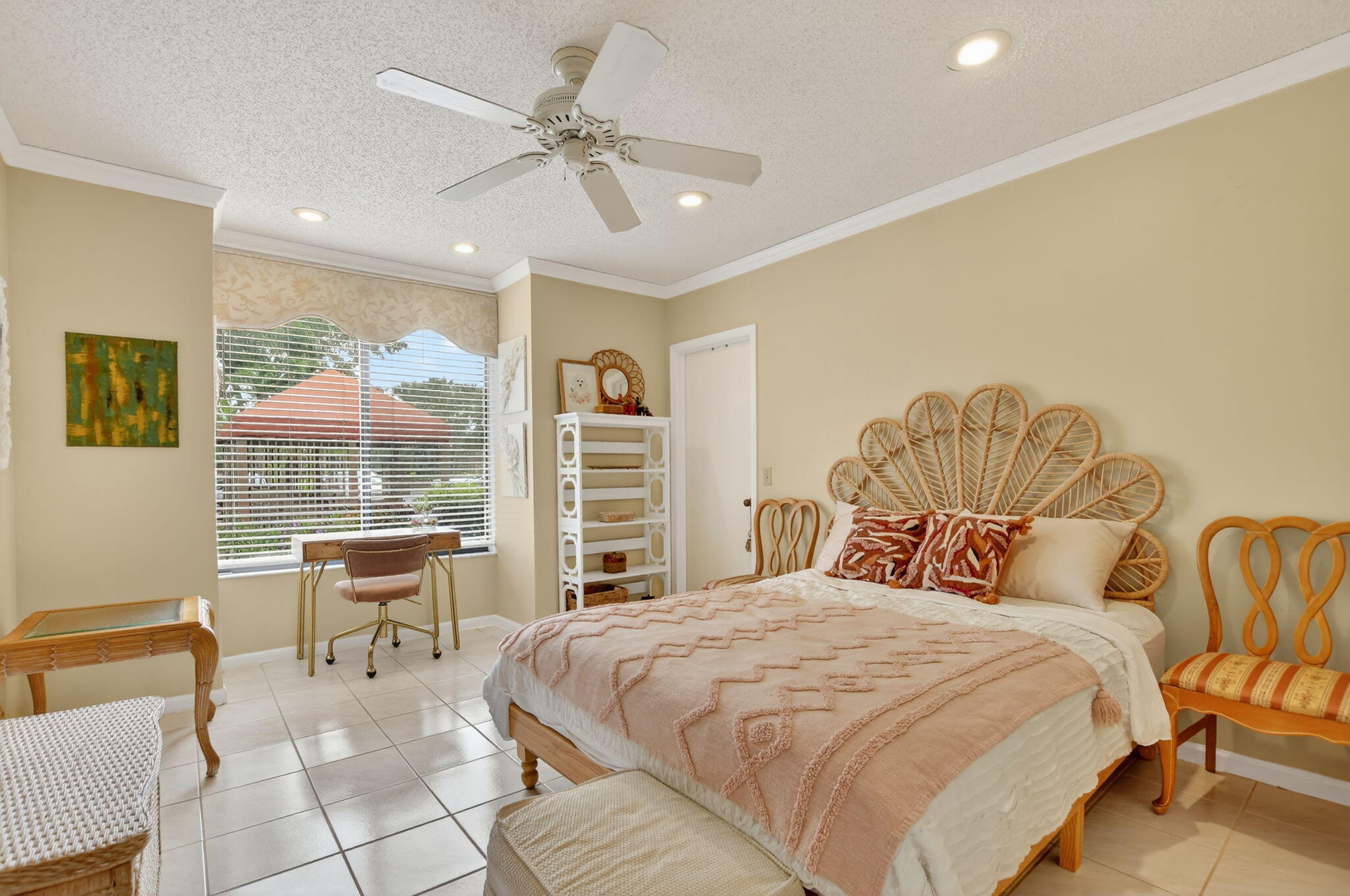 19367 Sabal Lake Drive, Unit 5037 Boca Raton, FL 33434 - Photo 4 of 51 20-web-or-mls-072_DSC_1831