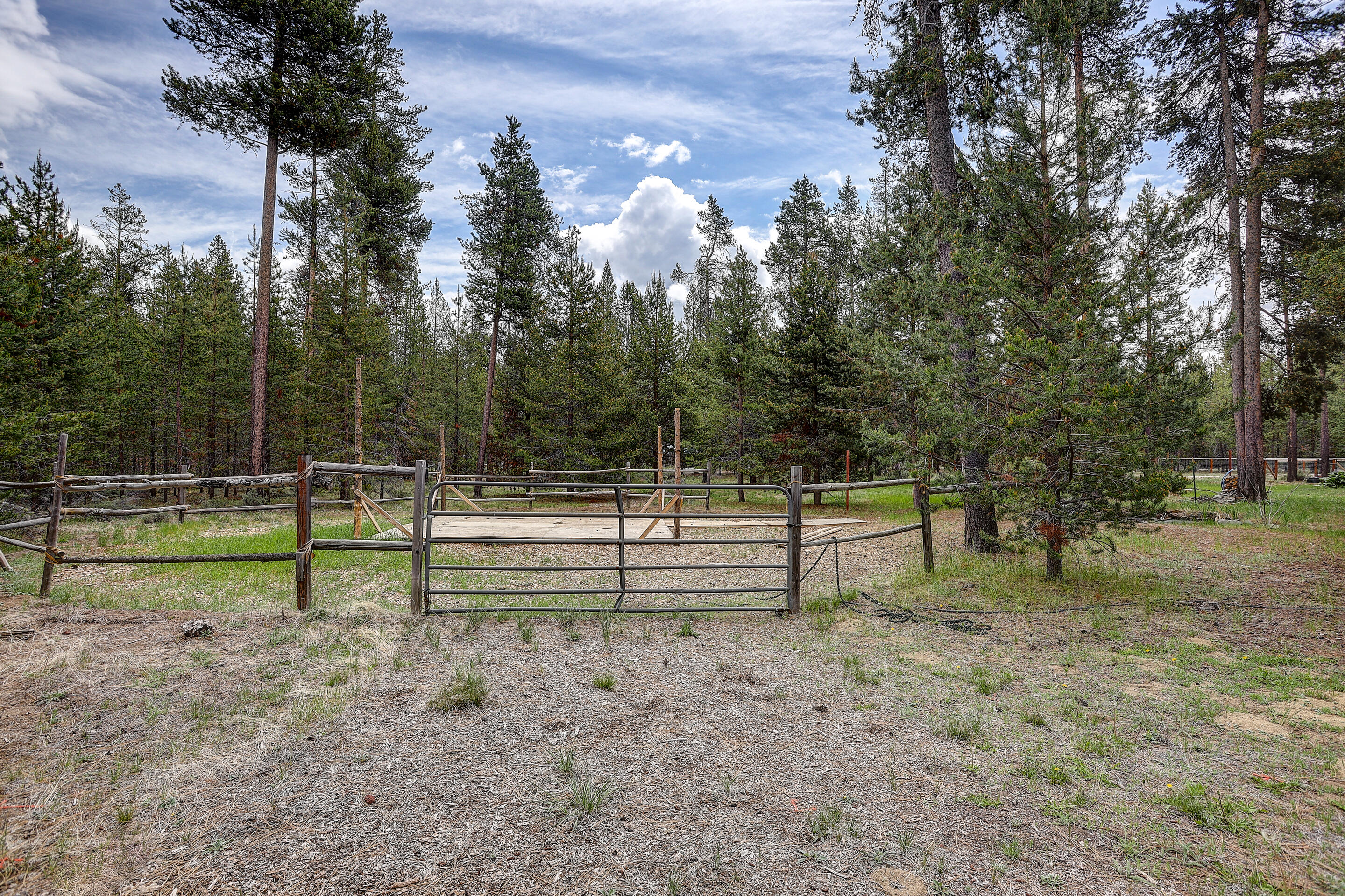 15400 Federal Road La Pine, OR 97739 - Photo 28 of 50 15400 Federal Road MLS-25