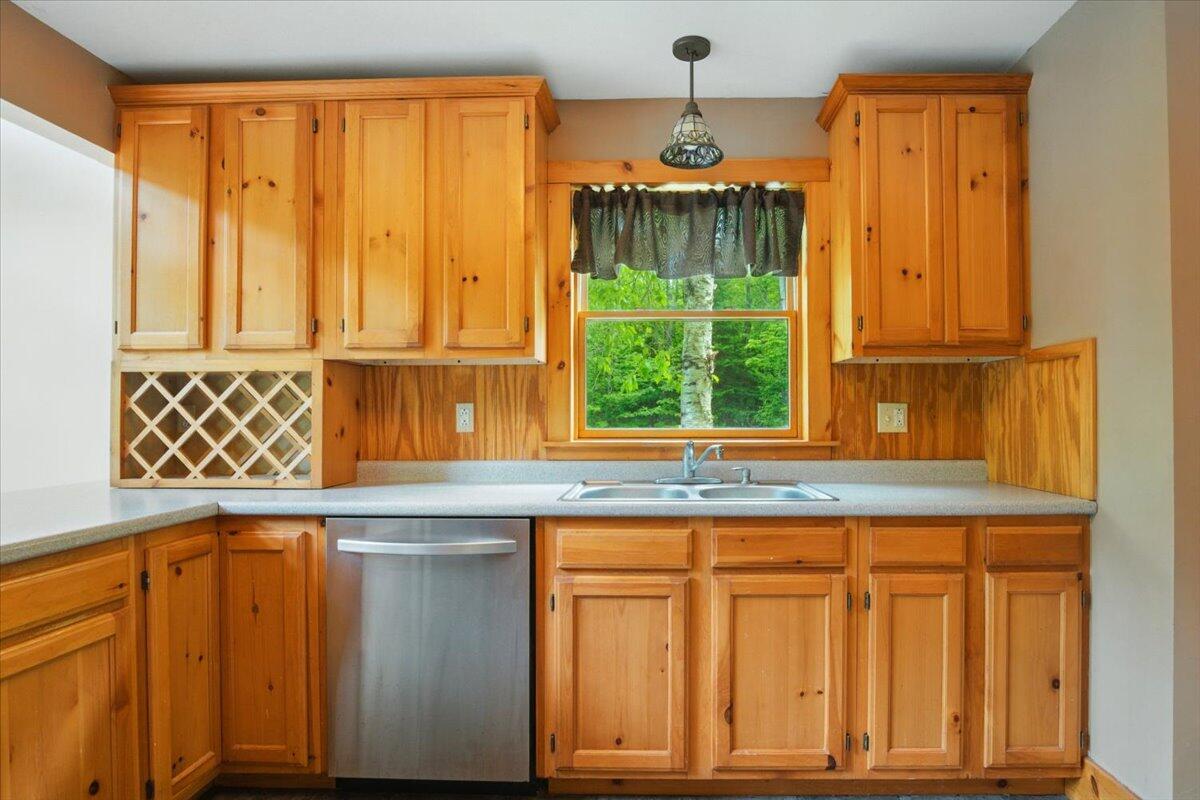 457 New Vineyard Road Farmington, ME 04938 - Photo 7 of 30 08-457 New Vineyard Rd_Farmington_ME-21