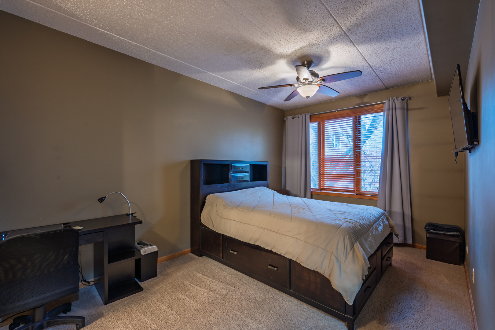 1745 Pavilion Way, Unit 206 Park Ridge, IL 60068 - Photo 28 of 48 Gallery Image 28