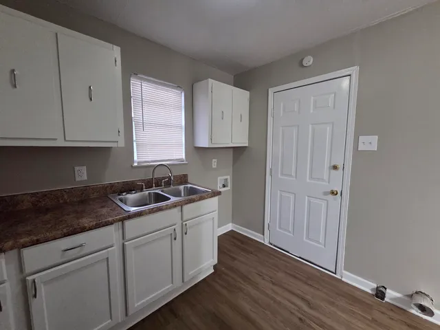 $995 | 4535 Beacon Hill Drive, Memphis, TN 38127