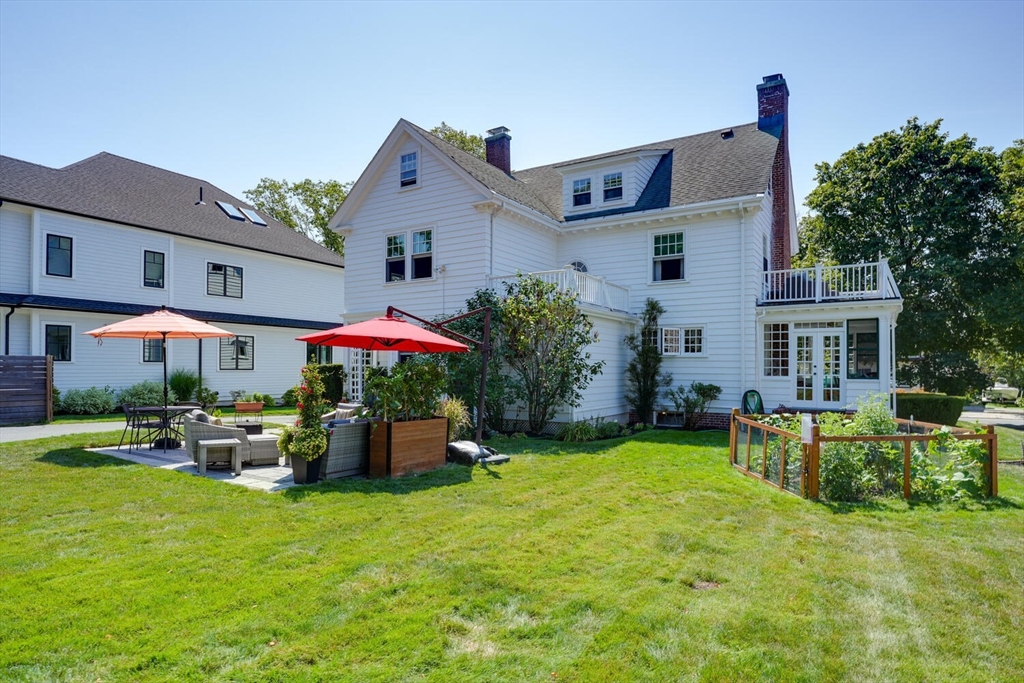68 Payson Road Belmont, MA 02478 - Photo 4 of 41 Gallery Image 4