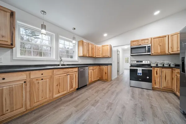 $540,000 | 54 Deacon's Lane, Troy, NH 03465