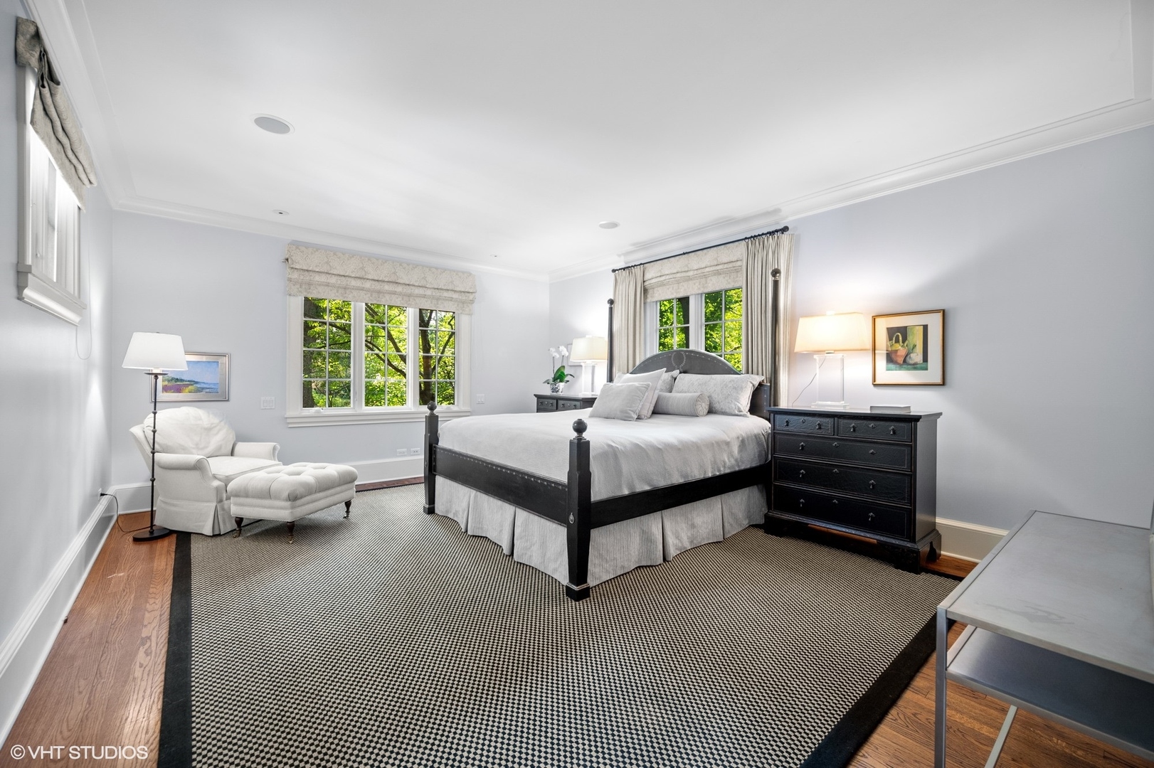 1015 Dinsmore Road Winnetka, IL 60093 - Photo 26 of 46 a bedroom with a bed and window