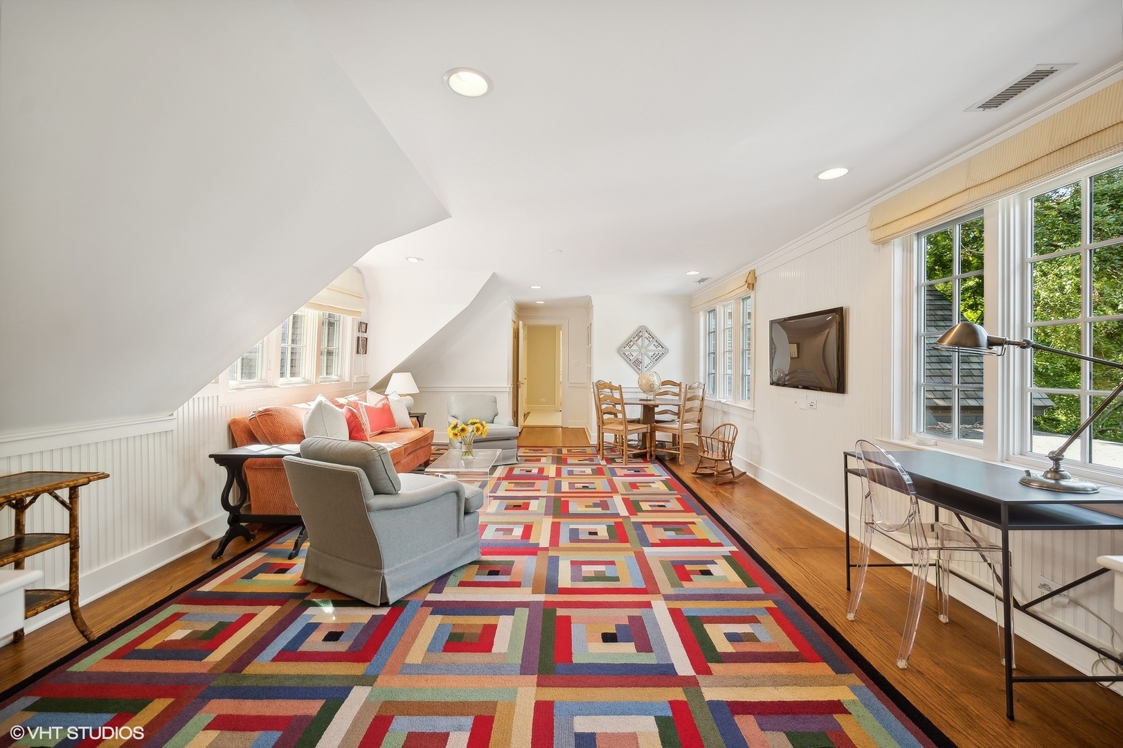 1015 Dinsmore Road Winnetka, IL 60093 - Photo 36 of 46 a living room with furniture and a rug