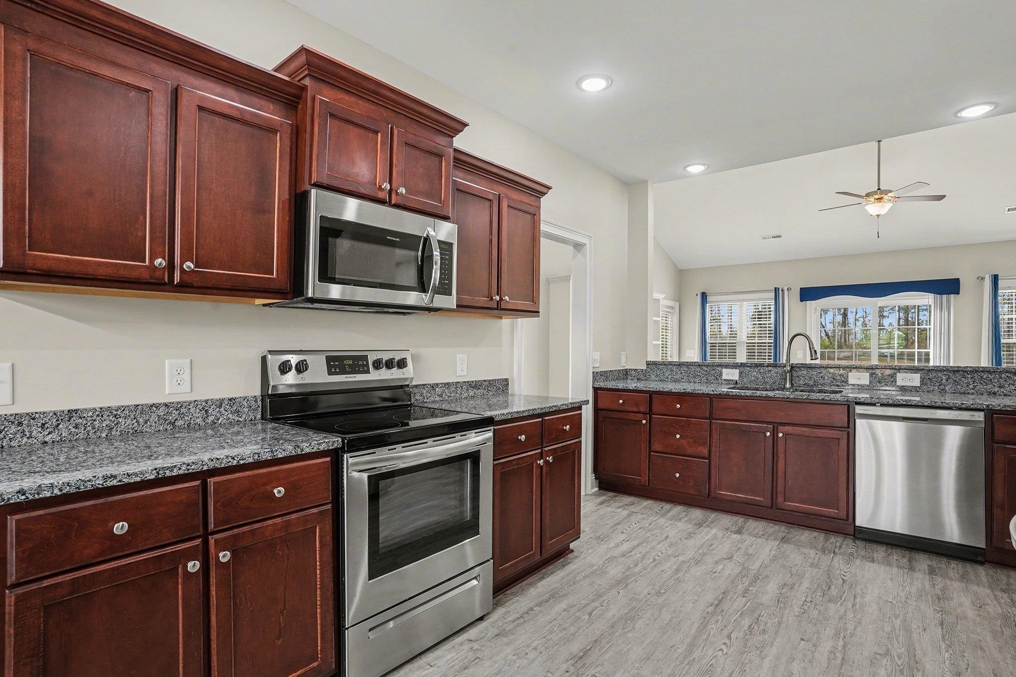 10011 Highway 19 Loris, SC 29569 - Photo 11 of 39