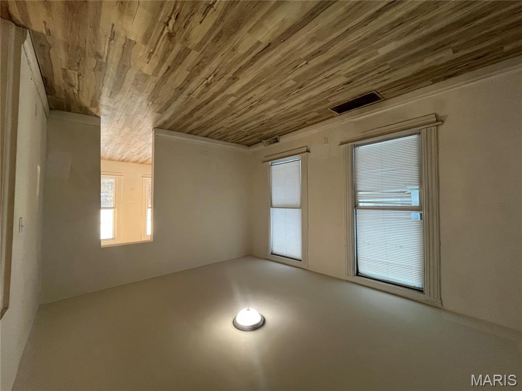 1608 3rd Street Madison, IL 62060 - Photo 11 of 18