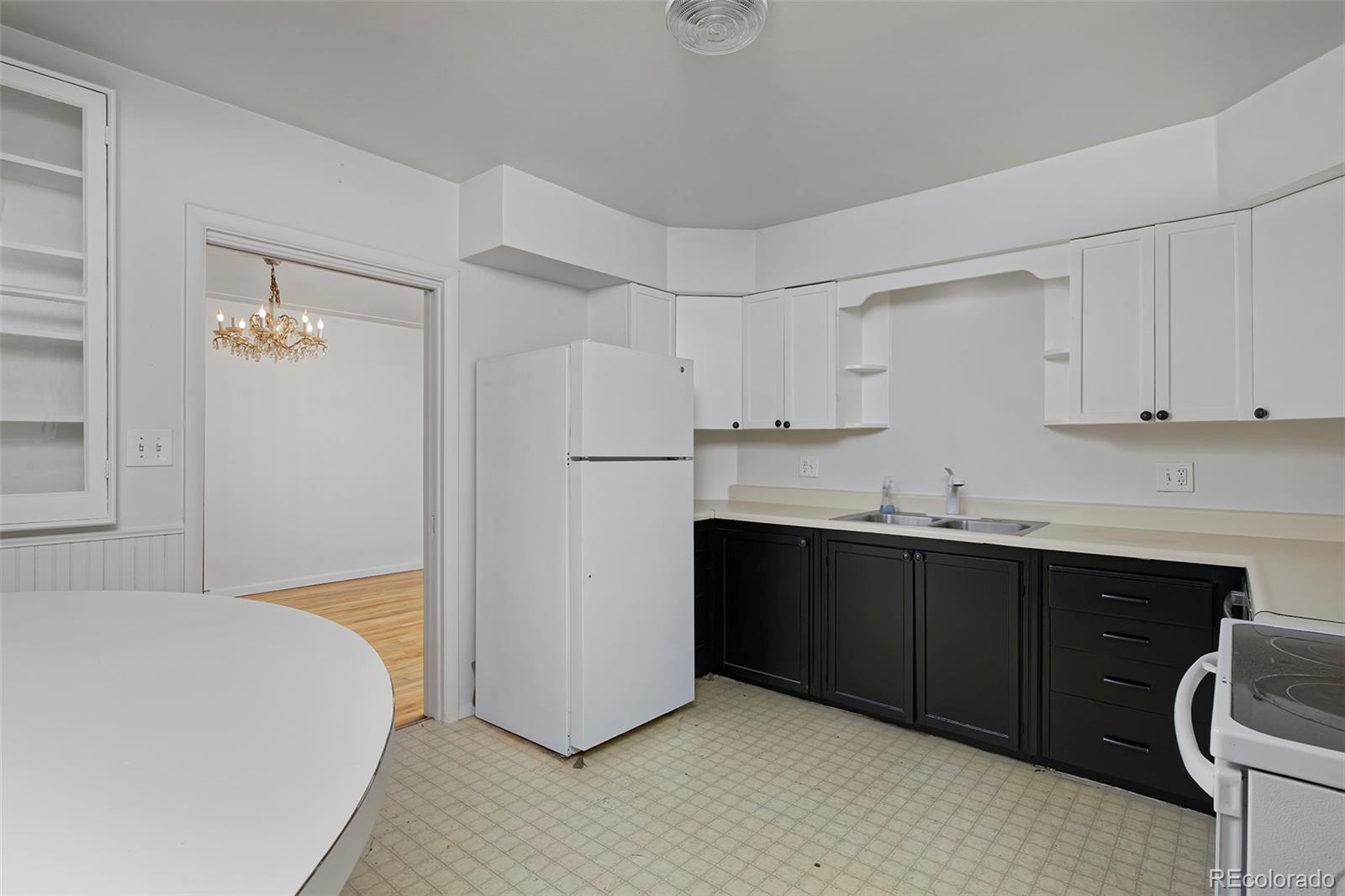 5253 Perry Street Denver, CO 80212 - Photo 13 of 39