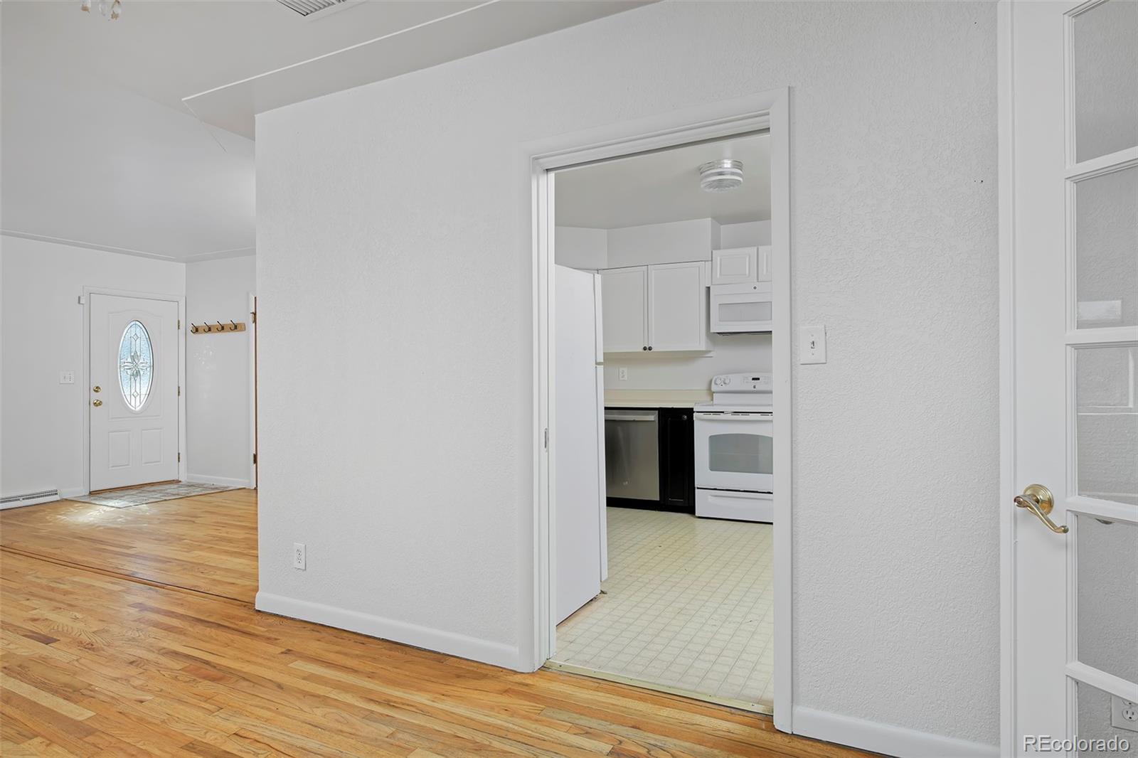 5253 Perry Street Denver, CO 80212 - Photo 17 of 39