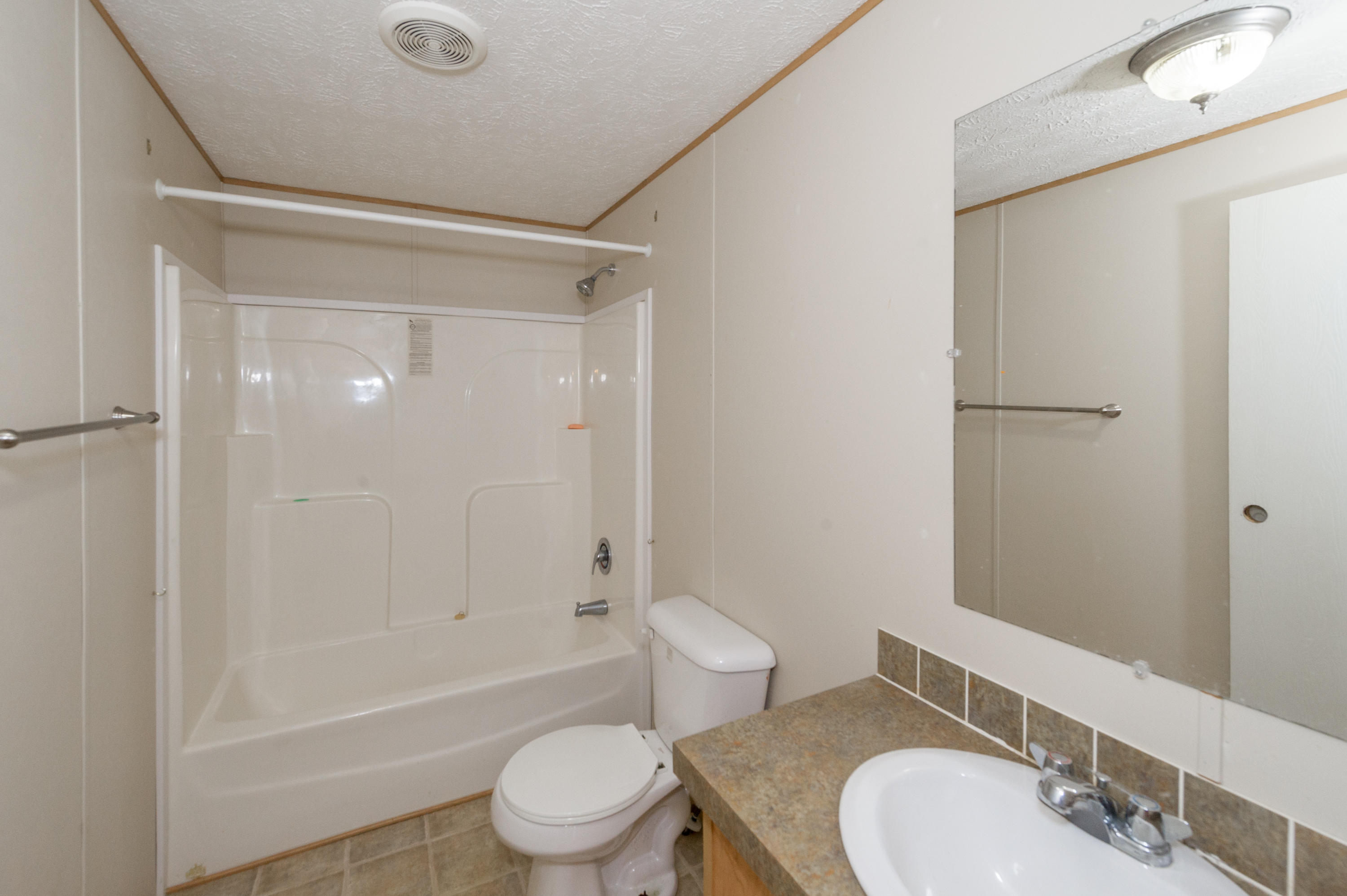 9419 Mascot Road Mascot, TN 37806 - Photo 14 of 17 HOB_8994